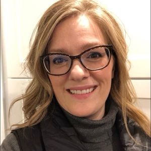 Meet your Posher, Deanna